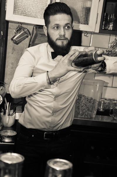 Bistrobar Live Hamra On Friday Night